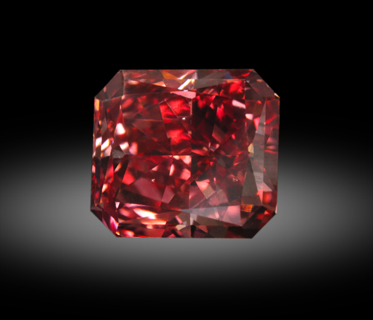 A rare fancy red diamond. Zach Colodner image, courtesy Optimum Diamonds